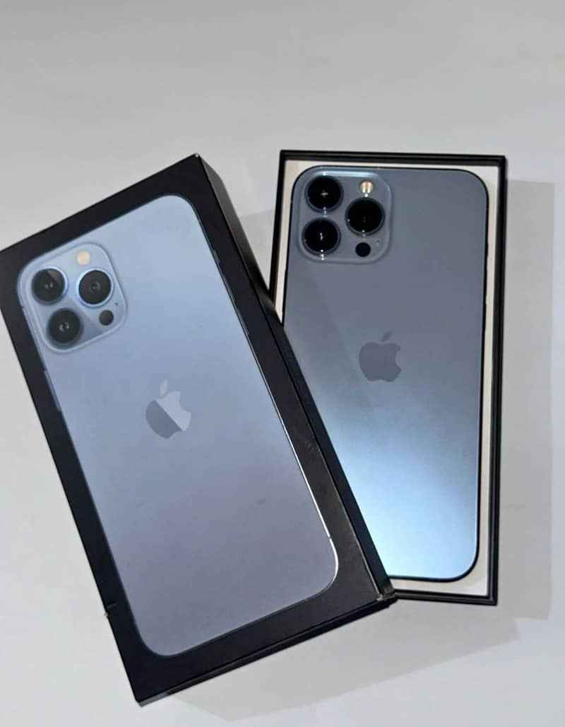 Apple iPhone 13 Pro Max 0