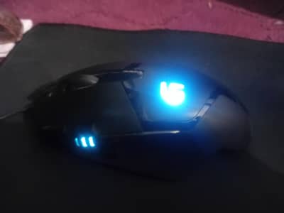 if you wanna buy logitech g402 , please text me