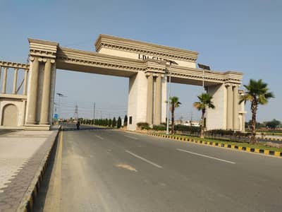 10 Marla Plot For Sale In C Block LDA CITY
