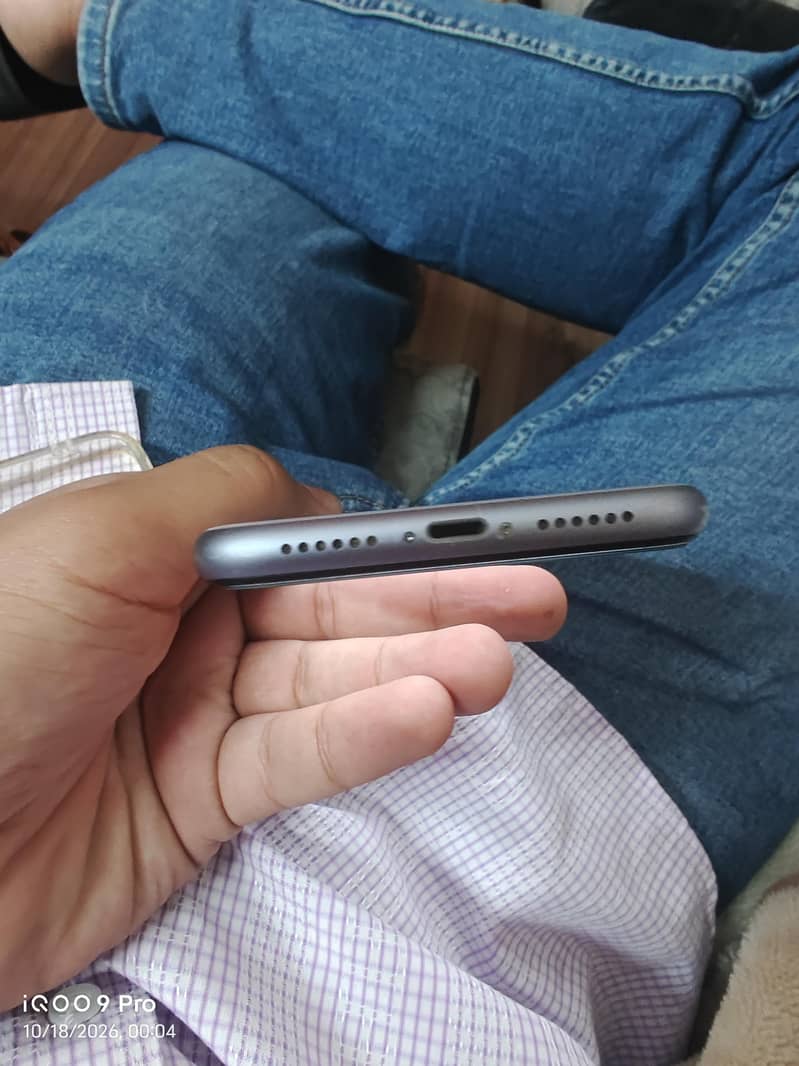 Apple iPhone 11 1