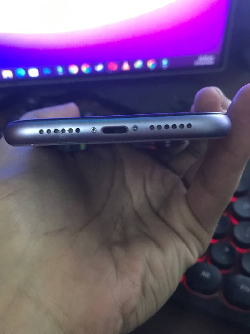 Apple iPhone 11 2