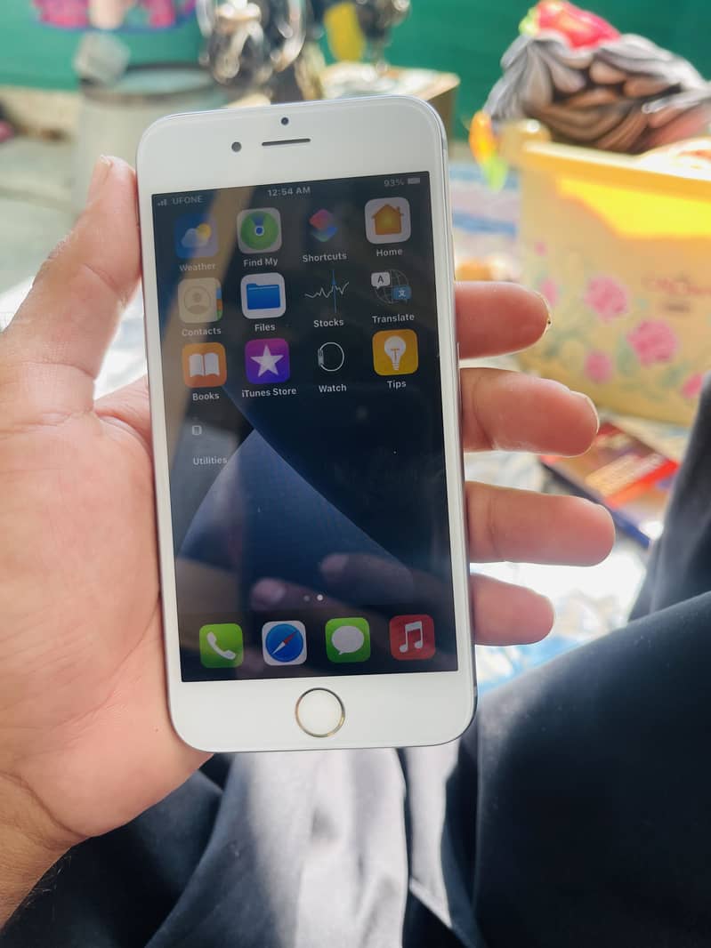 Apple iPhone 6S 3