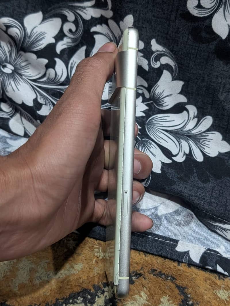 Google Pixel 7 13