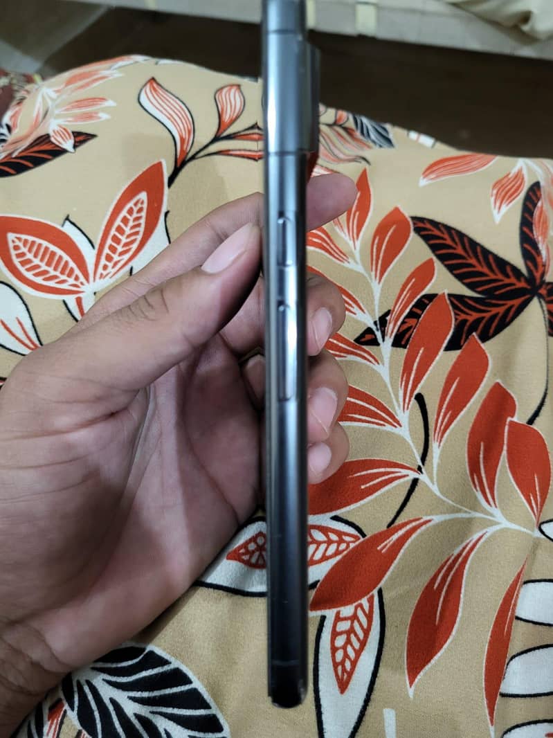 Google Pixel 8 Pro 6