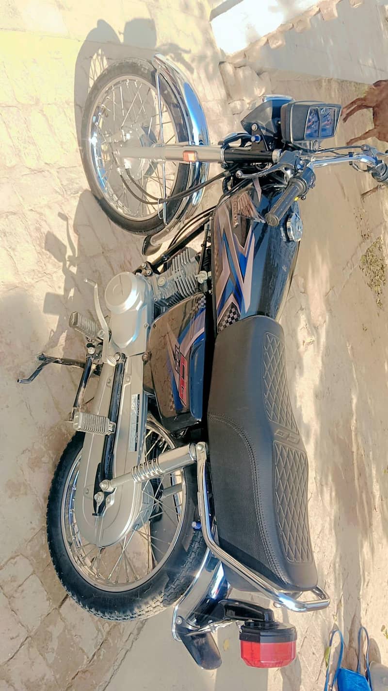 2025 model 125 1