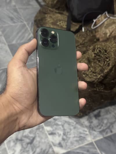 Apple iPhone 13 Pro Max factory unlock 2 month e sim time