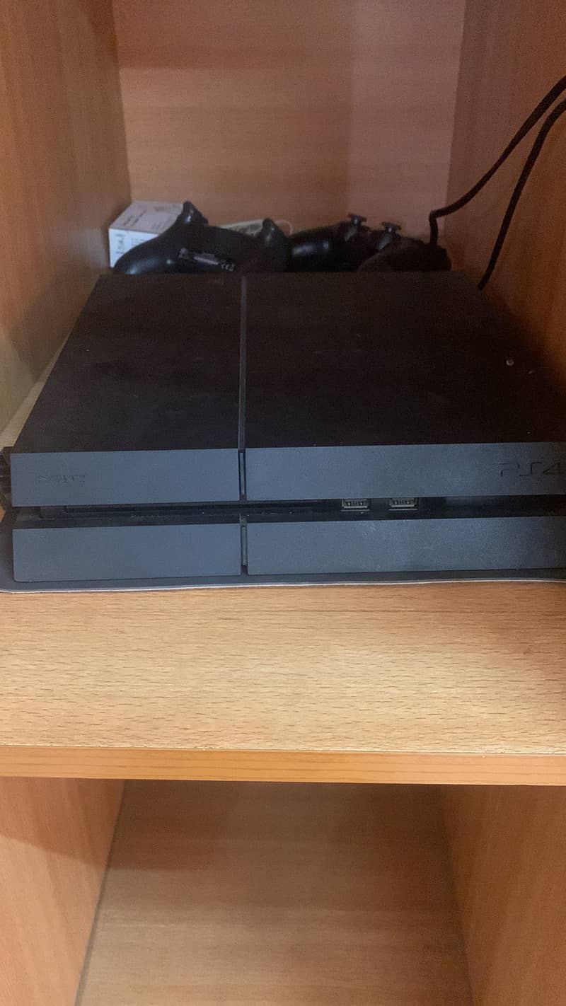 PlayStation 4 3
