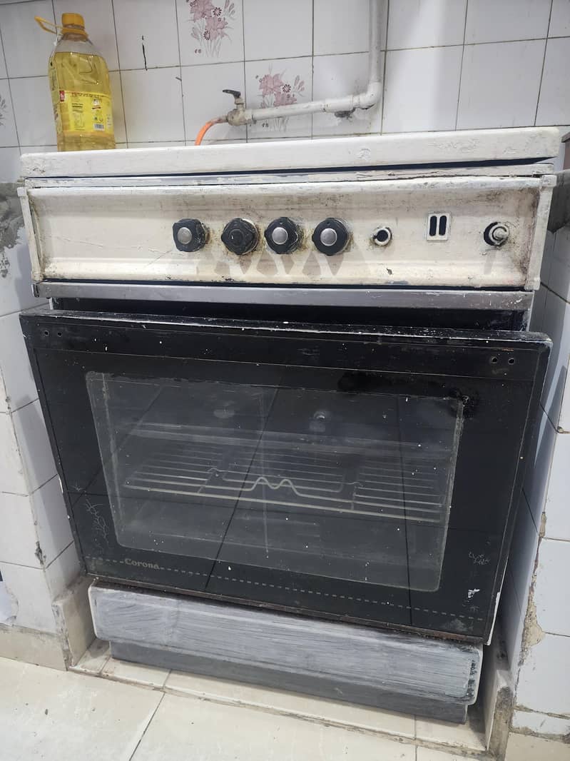 cooking range used- Corona brand 0