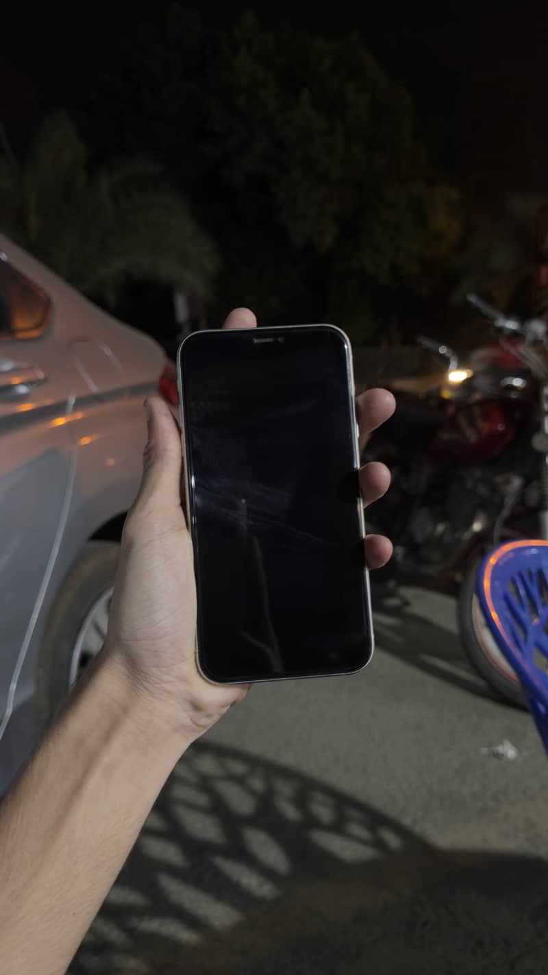 Apple iPhone 11 1