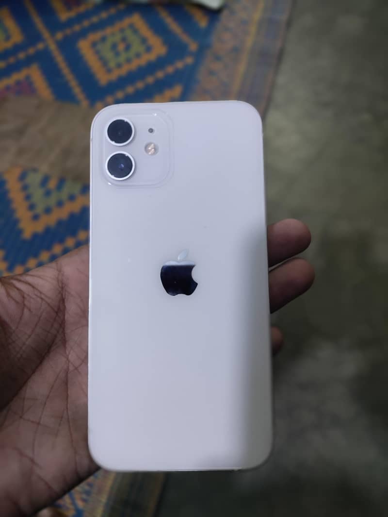 Apple iPhone 12 5