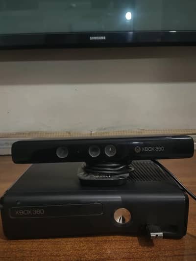 xbox 360 500gb and kinect sensor