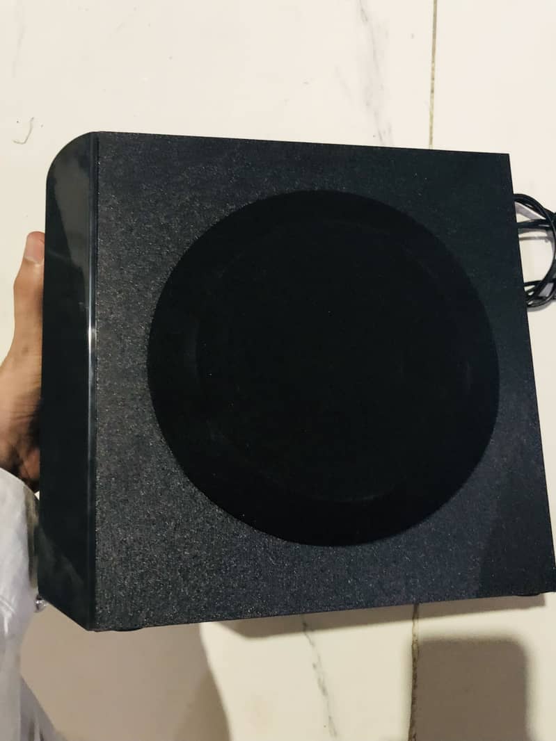 Audionic ad7000plus 1