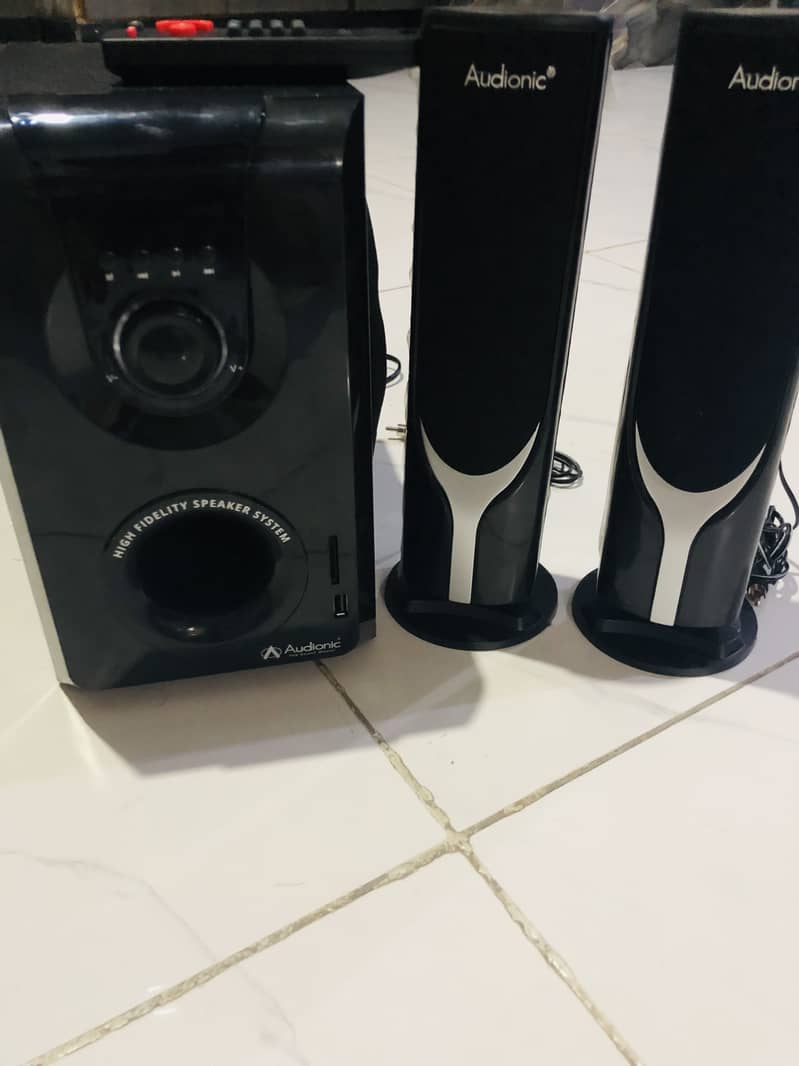 Audionic ad7000plus 4