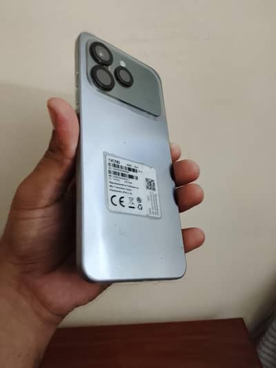 Tecno spark 40