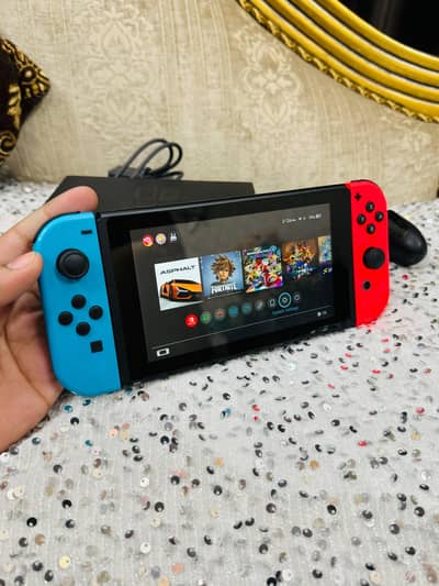 Nintendo Switch v2 Excellent Condition