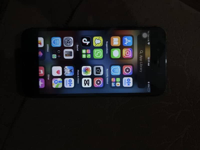 Apple iPhone 7 2