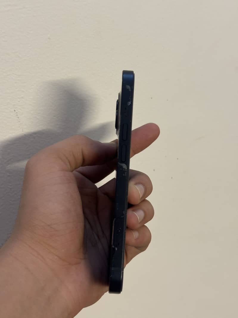 Apple iPhone 13 3