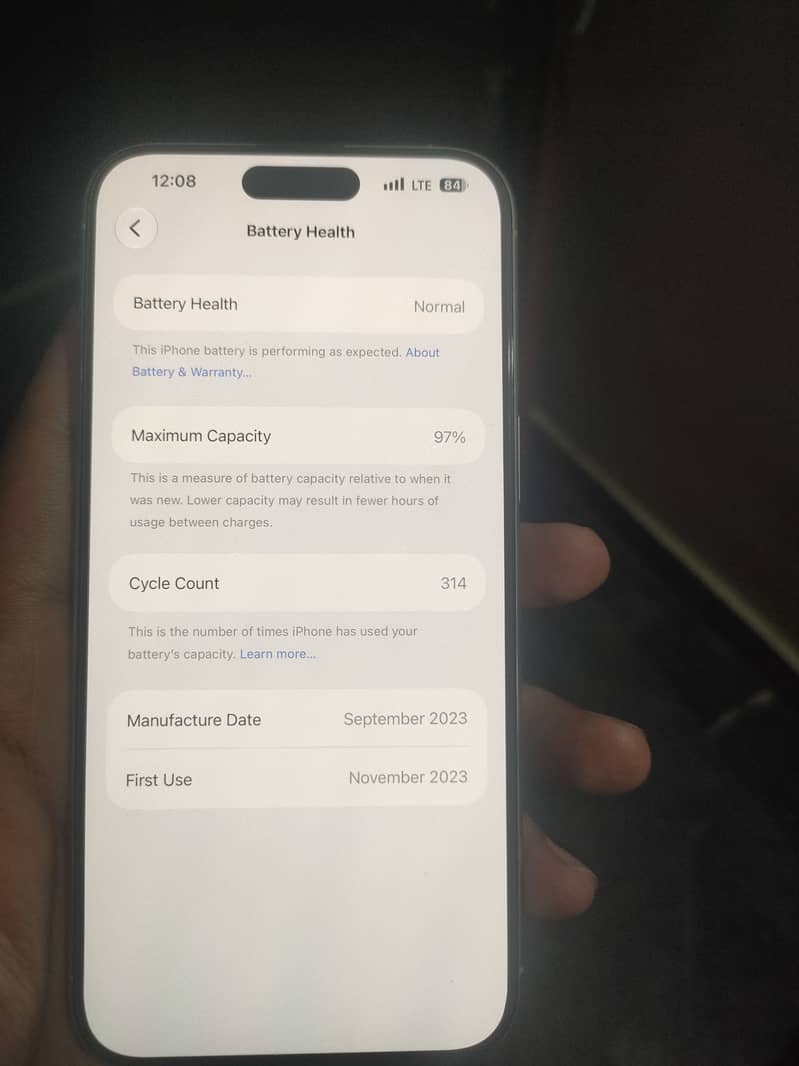 Apple iPhone 15 Pro Max 2