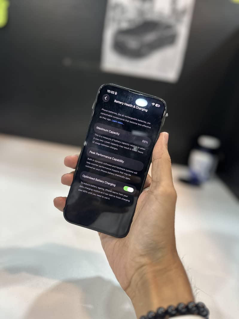 Apple iPhone 14 3