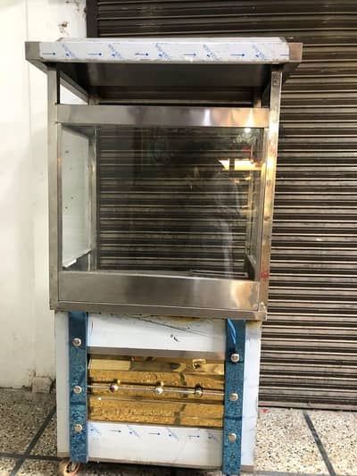 chips stall ke lie larke ki zarurat hai