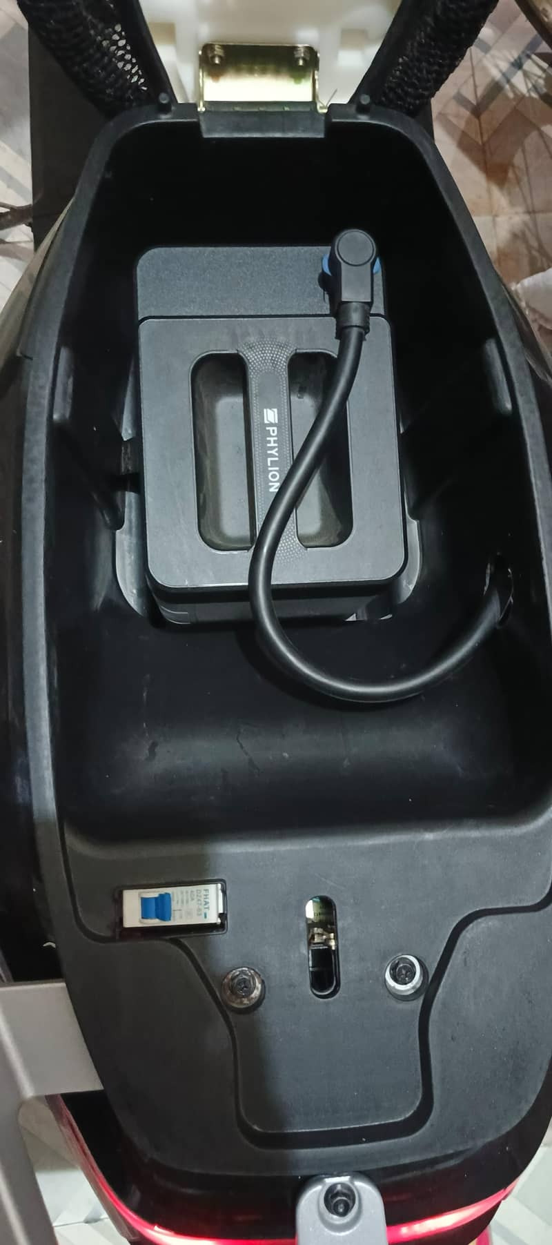 United Sharp pro lithium iron phosphate 3