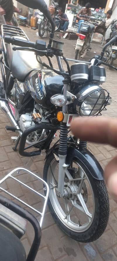 SUZUKI 150 2022 6 MONTH