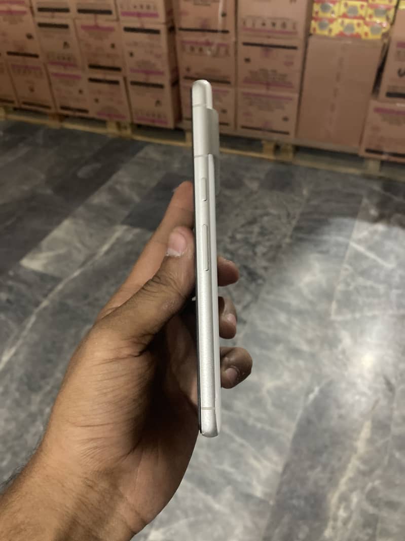 Google Pixel 7 2