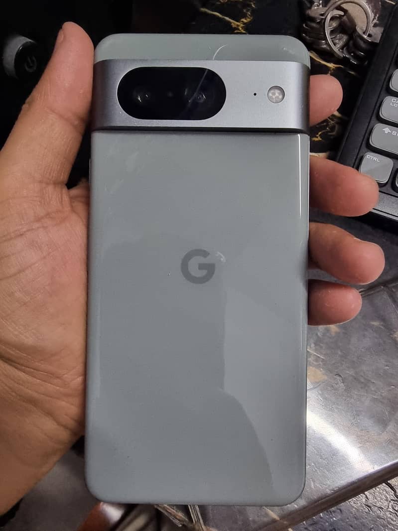 Google Pixel 8 1