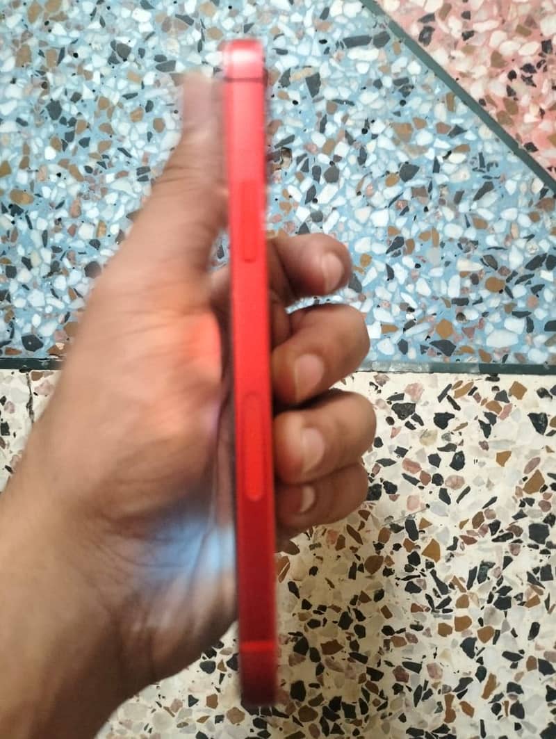 Apple iPhone 12 3