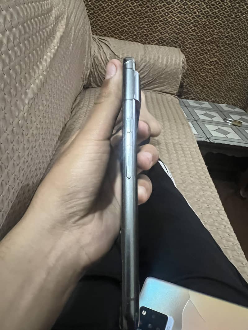Google Pixel 8 Pro 2