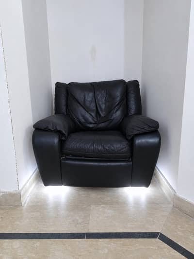 Recliner sofa made. in Italy