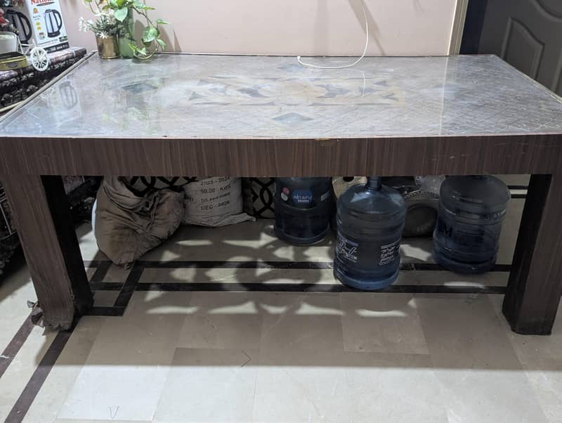 dinning table 0