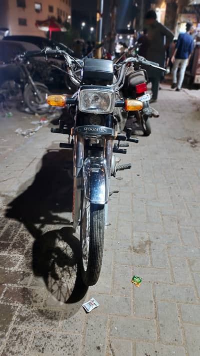 HONDA CD70 2024 MODEL