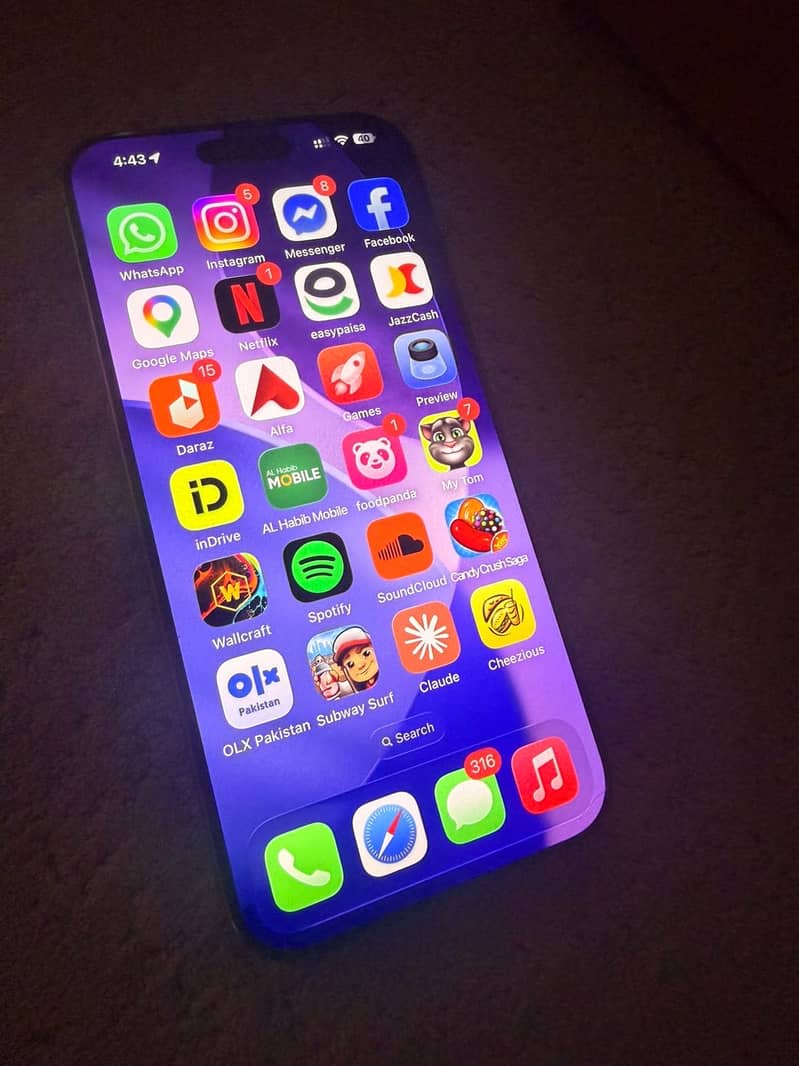 Apple iPhone 16 Pro Max 2