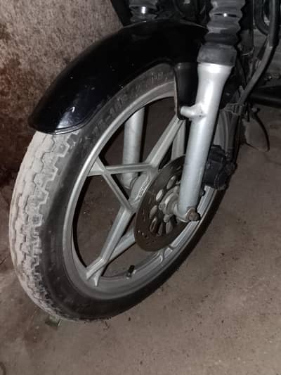Suzuki GS 150 se for sale location Karachi golimar sanitary market