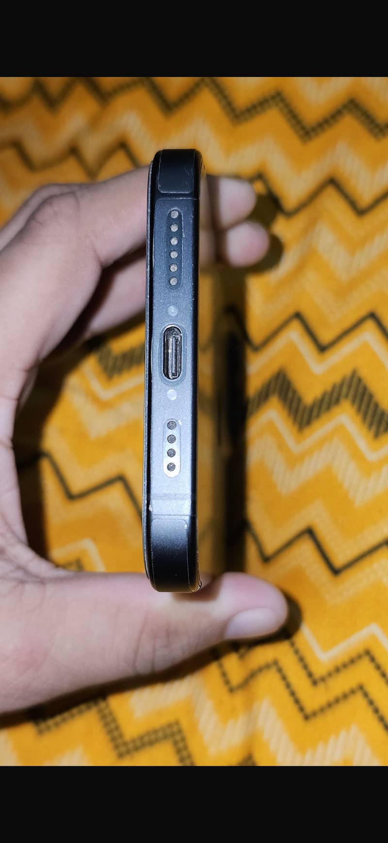 Apple iPhone 16 Pro Max 2