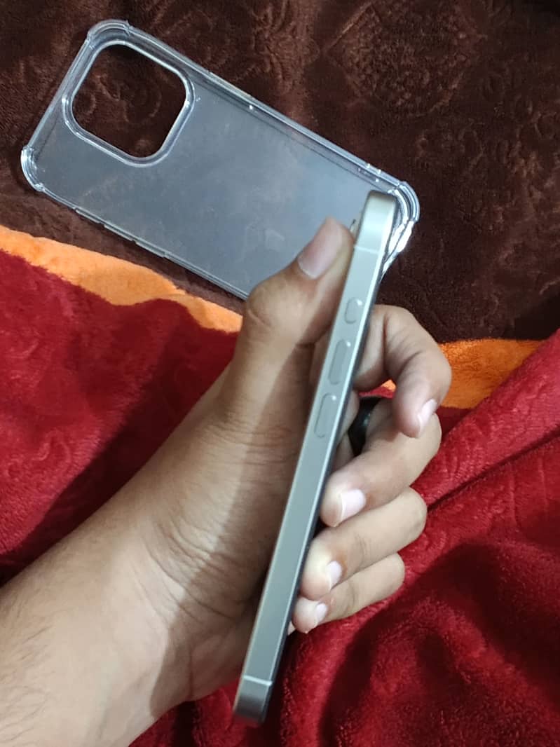Iphone 15 Pro Jv 1