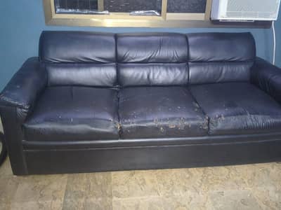 5 seater sofa set of habitt brand with center table