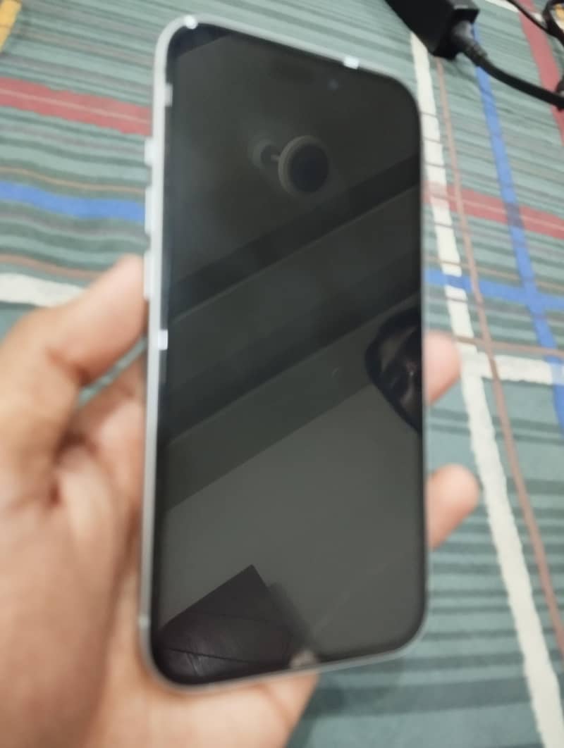 Apple iPhone 15 2