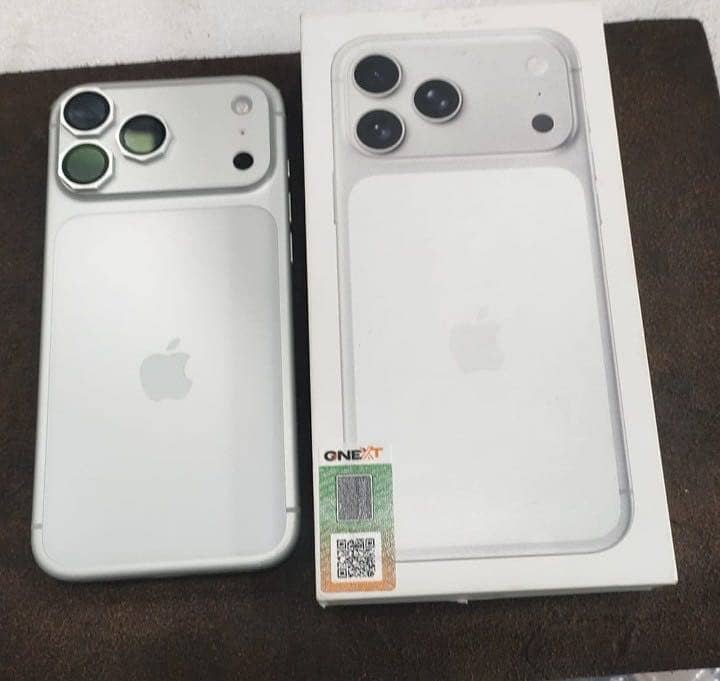 Apple iPhone 16 Pro Max 1