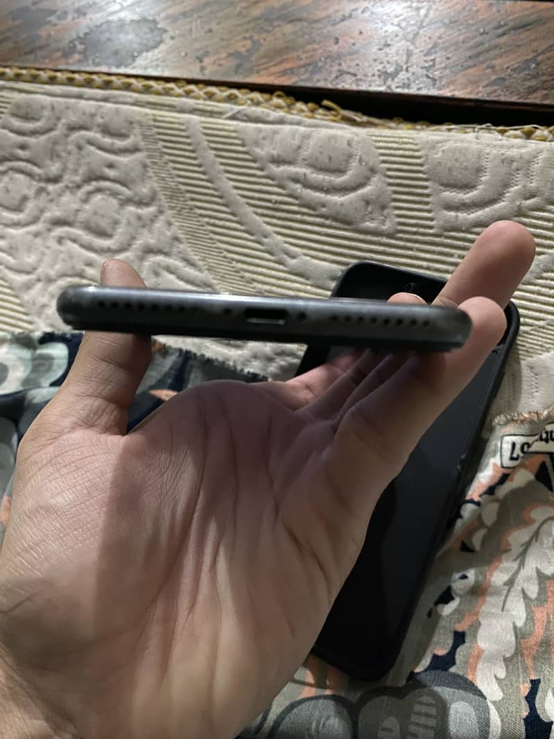 Apple iPhone 8 Plus PTA 1