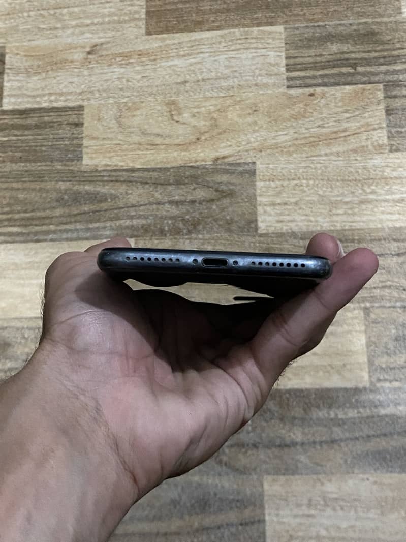 Apple iPhone 8 Plus PTA 5