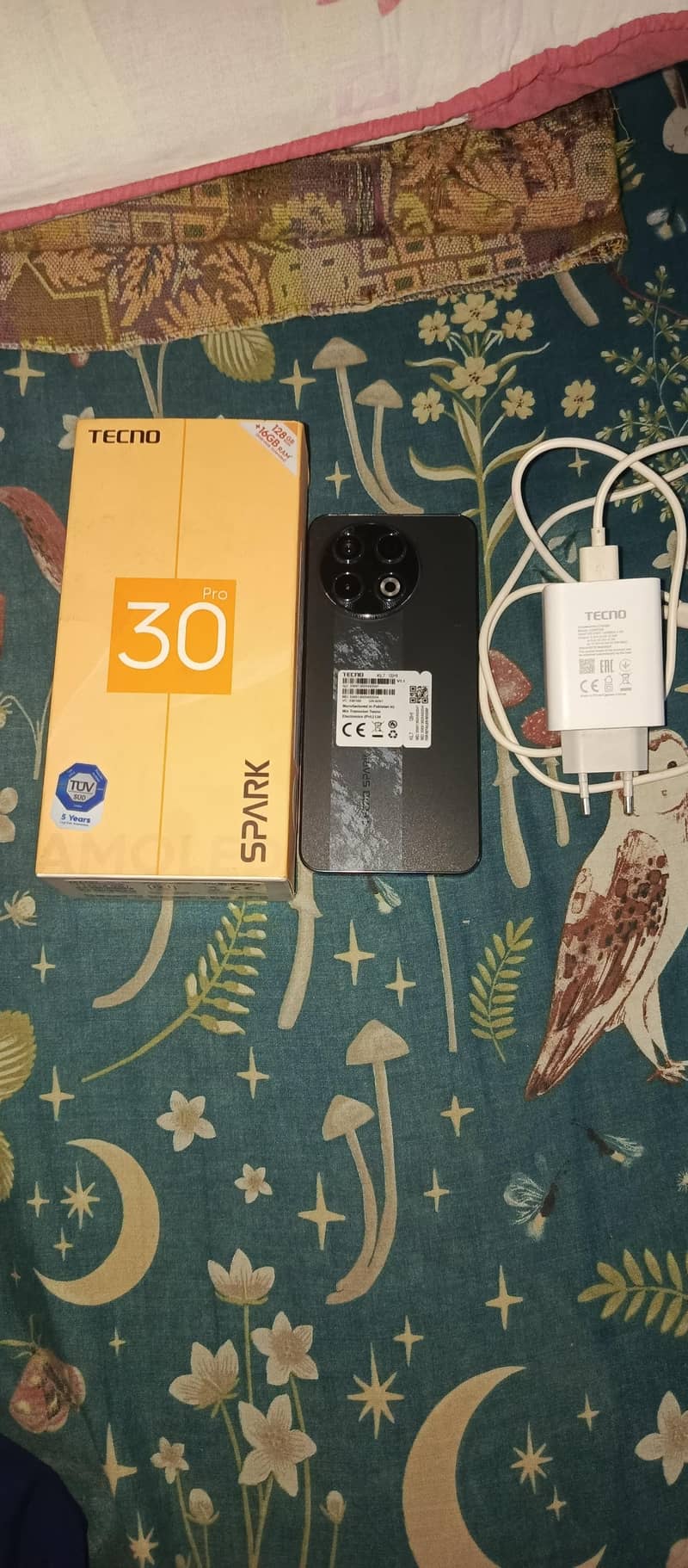Tecno SPARK 30 Pro 0