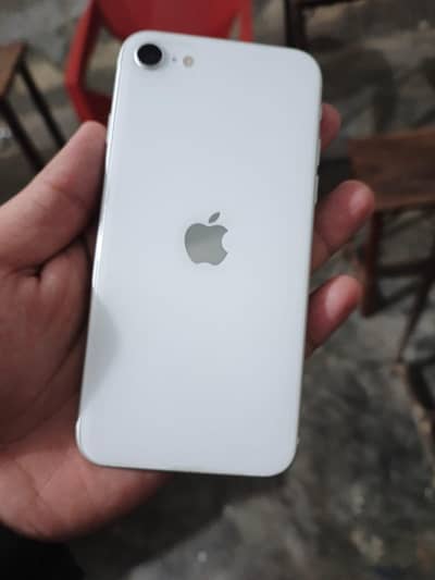 Apple iPhone SE