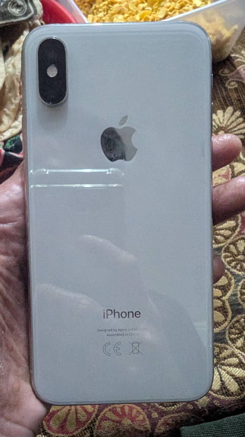 Apple iPhone XS 1