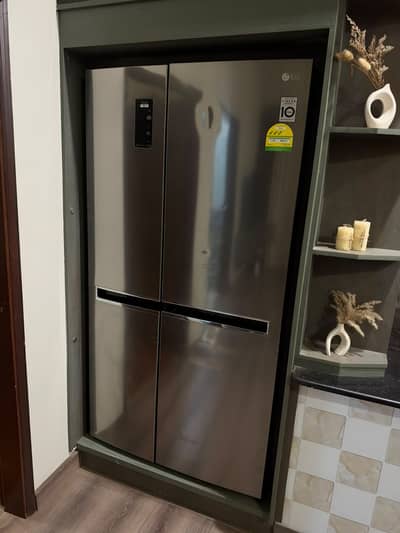LG SIDE BY SIDE DOOR
