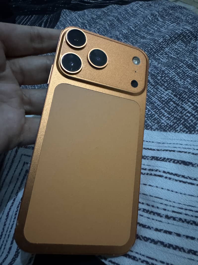 Apple iPhone XR 0