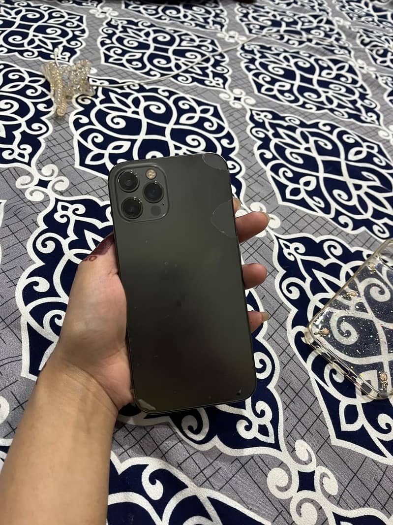 Apple iPhone 12 Pro 1