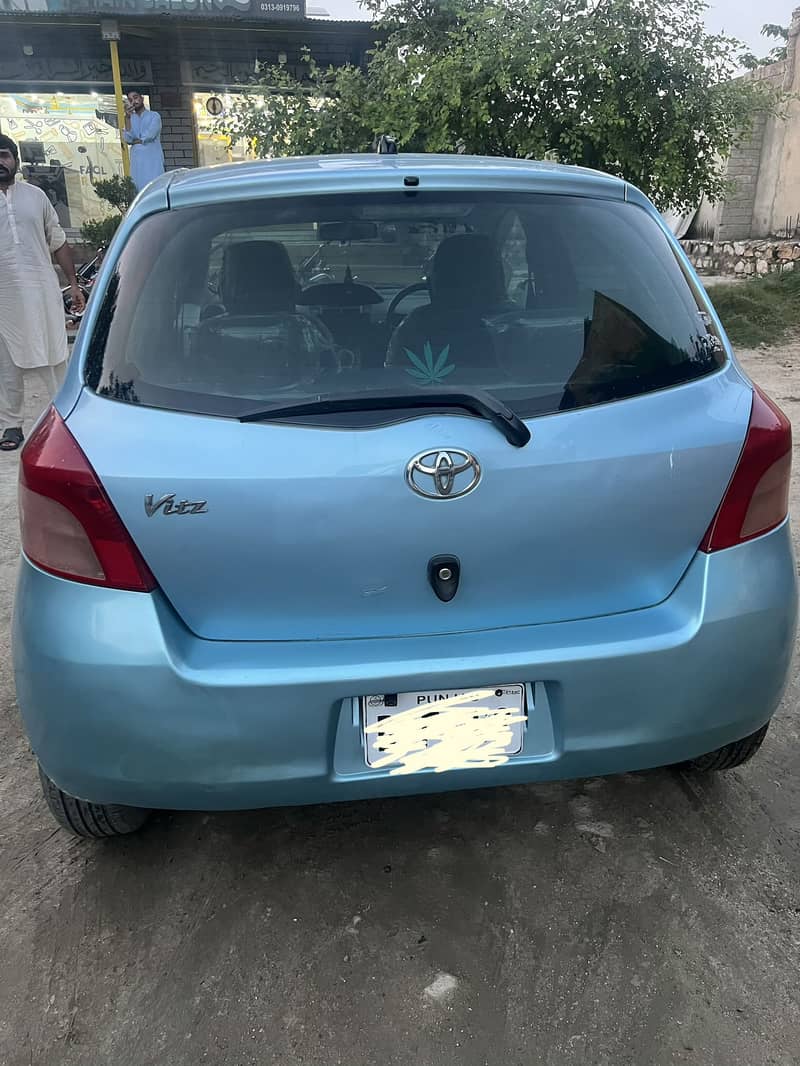 Toyota Vitz 2007 3