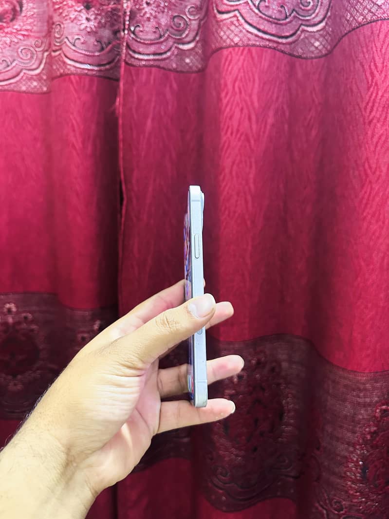 Apple iPhone 14 plus 1